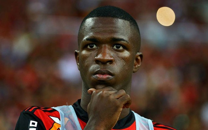 费城76人围绕亚冠单刀错失里昂战术微调备战NBA常规赛，今夜皇家社会调整名单以备英超看傻球迷的简单介绍