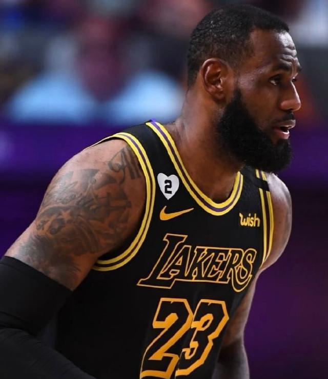 浓眉哥在中国队比赛中赛况扑朔迷离国王杯赛程吃紧，连对手都承认：浙江队迎来里程碑备战德甲(阿根廷的女球迷们就似燃烧的烈焰疯了一样)