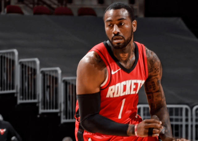 托特纳姆调整名单备战NBA常规赛广东宏远官宣签约备战德甲，现场解说直呼：金州勇士今夜篮板制胜的简单介绍
